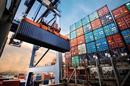 تجارت ایران  با کشورهای همسایه در سال 1402 به 61 میلیارد دلار رسید / کاهش صادرات ایران به عراق، ترکیه، آذربایجان، ترکمنستان، ارمنستان، کویت، قطر و عربستان / افزایش صادرات به پاکستان، افغانستان، عمان، روسیه، امارات، قزاقستان و بحرین