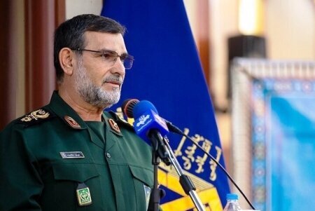 تنگسیری: از تاسیسات نفتی مرتبط با آمریکا فاصله بگیرید