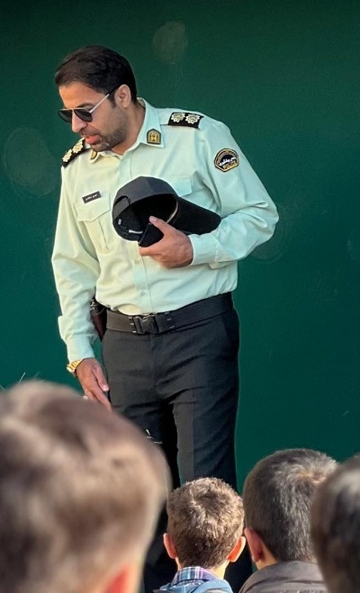 پیام مهر پلیس در روزاول مهر؛ همکاری و تعامل شهروندان با پلیس از گفت وگو با فرزندان درخانه تا رفت و آمد به مدرسه