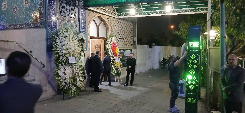 بدرود ای دغدغه دار توسعه ایران؛ همکاران و شاگردان دکتر رزاقی با او وداع کردند