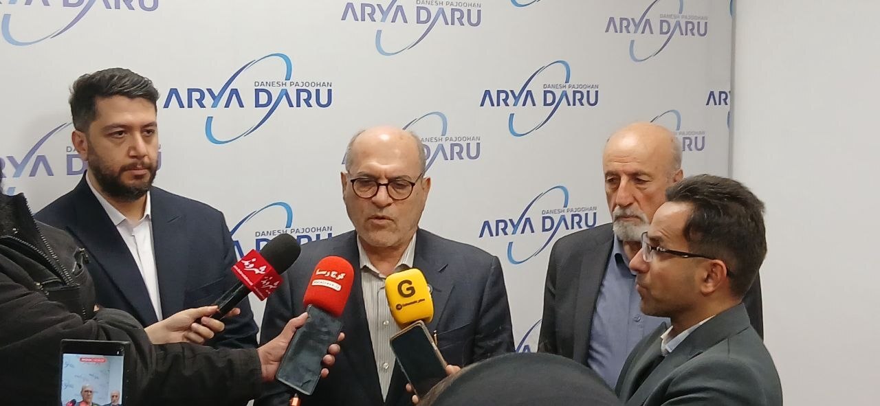 افتتاح فاز نخست شرکت آریا دارو در شهرک داروسازی برکت / مطالبات، تعهدات ارزی و سرمایه در گردش صنعت داروسازی کشور را با چالش های مختلف مواجه کرده است