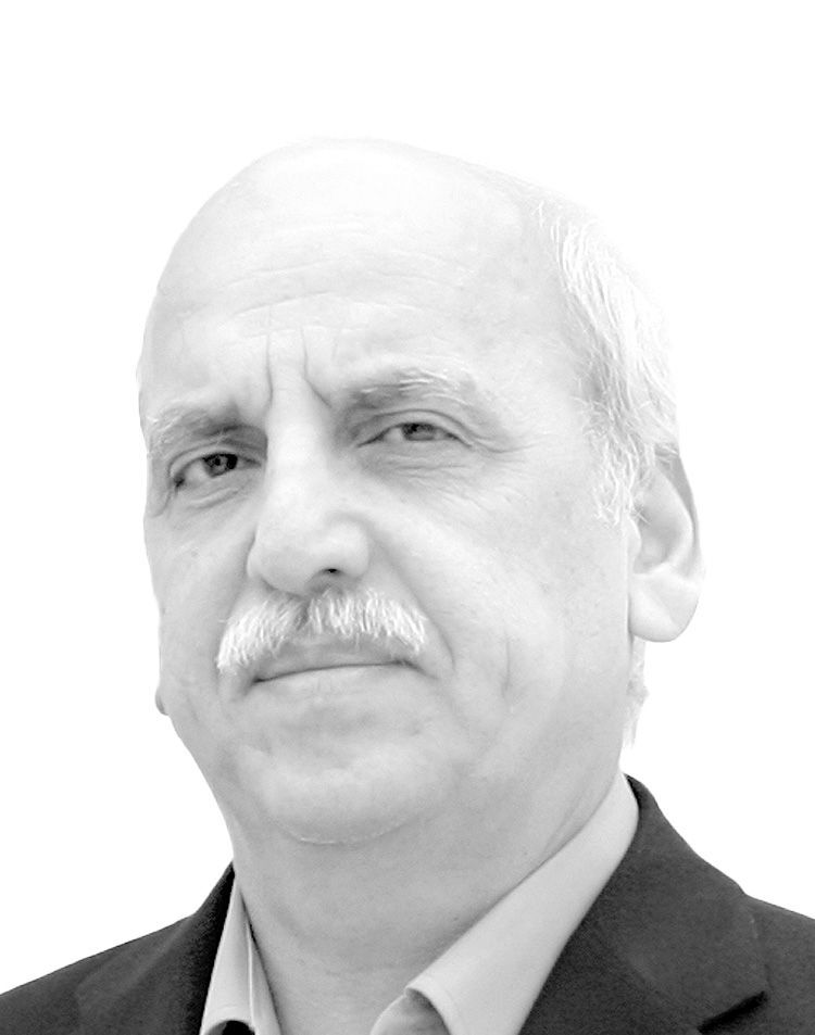 استفاده از فناوری هوش مصنوعی بخشی از استراتژی حضور  در بازار سهام و مشارکت در اقتصاد آینده است